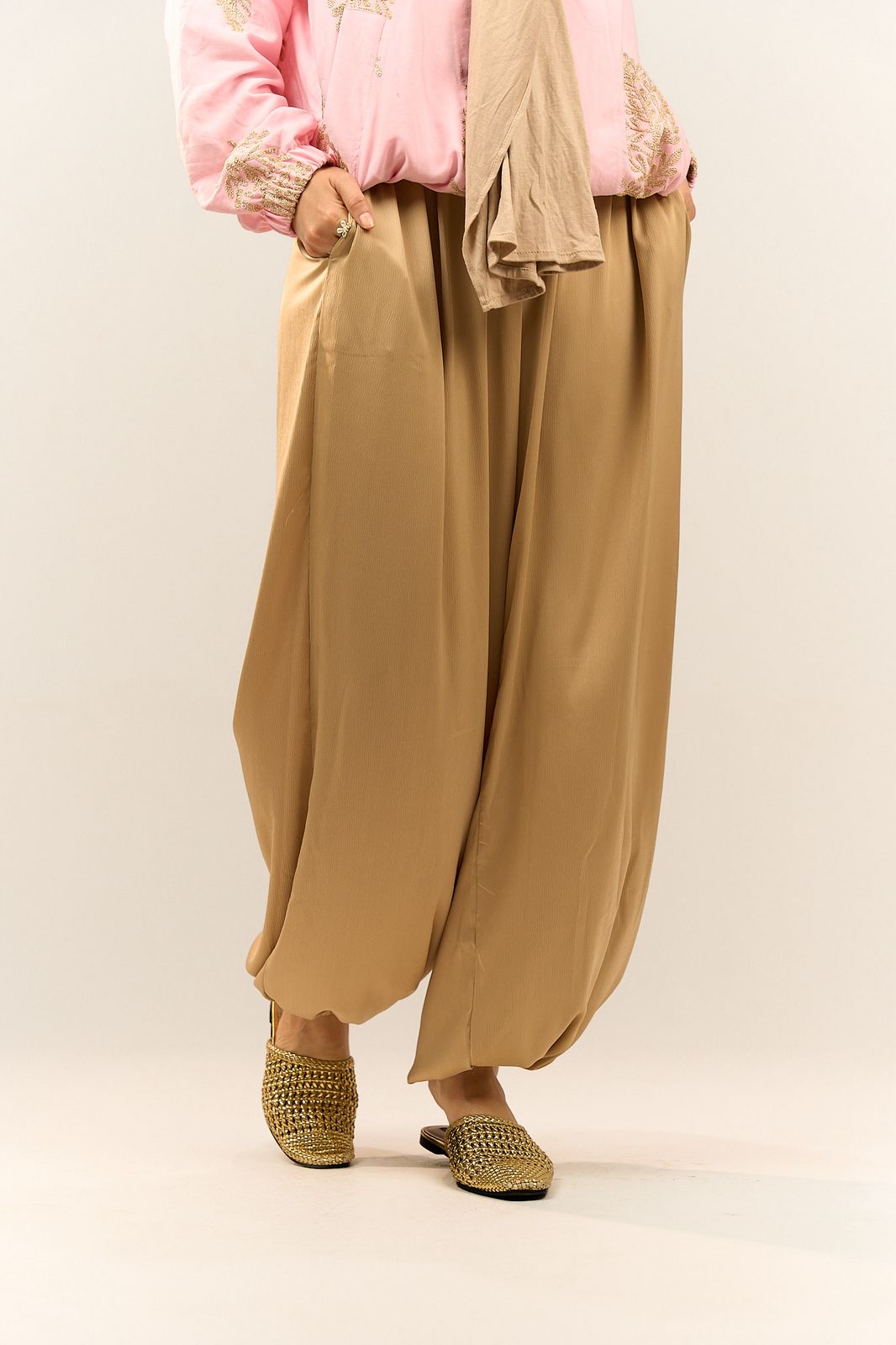 Silky Balloon Pant