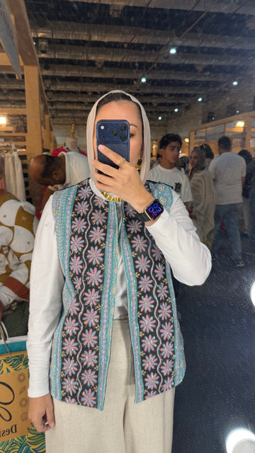 Jeans vest colors